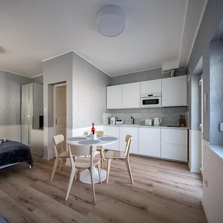 Balatonic Moon Apartman Lägenhet *